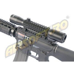 4x32 SCOPE WITH 3-SIDED RAIL