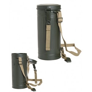 REPRODUCTION OF THE GERMAN GAS MASK BOX WW2