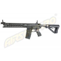 CM16 PREDATOR - BLACK