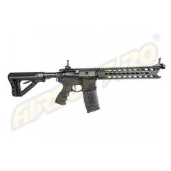 CM16 PREDATOR - BLACK