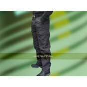  Pantaloni militari