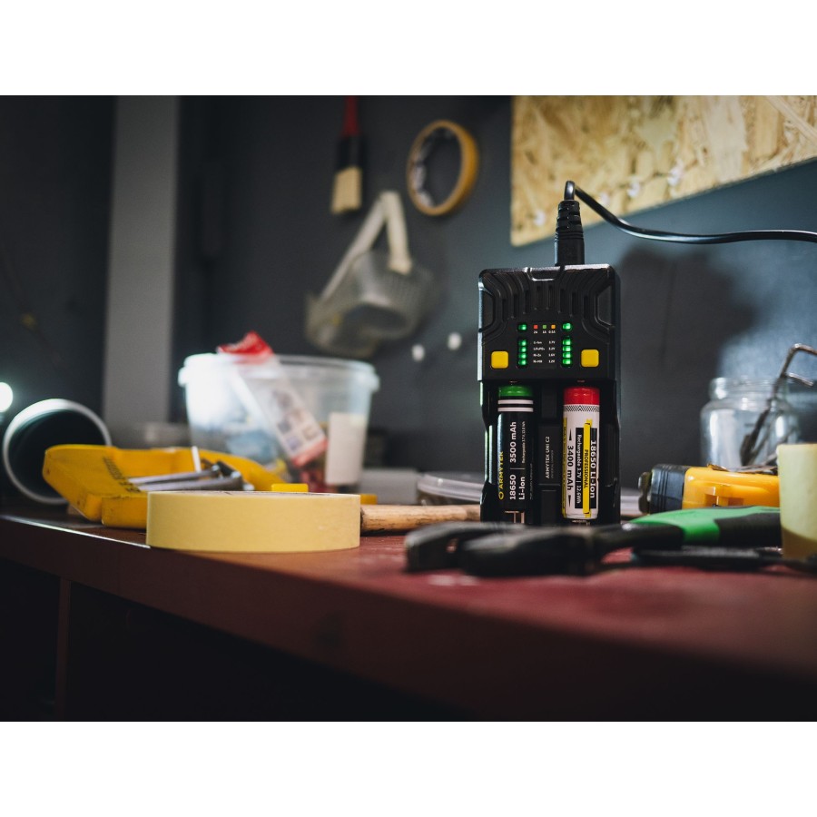 CARICABATTERIE UNIVERSALE ARMYTEK UNI C2 TIPO C