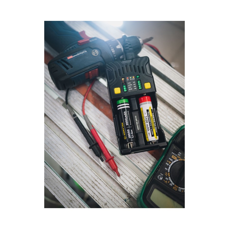 CARICABATTERIE UNIVERSALE ARMYTEK UNI C2 TIPO C