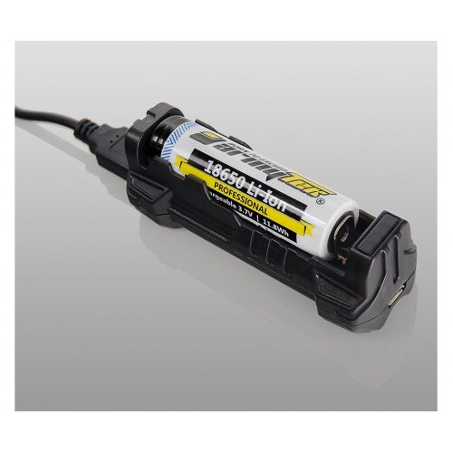 ARMYTEK ALIMENTATOR PORTABIL PENTRU ACUMULATORI - MODEL HANDY C1 PRO