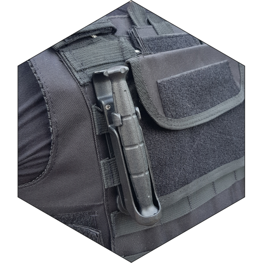 RED CLAW KUBOTAN WITH WINDSHIELD BREAKER AND TECHNOPOLYMER MODULAR CASE