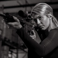 2.5-10X40 - BARRAGE RIFLESCOPE WITH RED LASER 2.5-10X40 - BARRAGE RIFLESCOPE WITH RED LASER