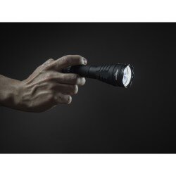ARMYTEK SET LANTERNA PREDATOR PRO MAGNET USB - WHITE