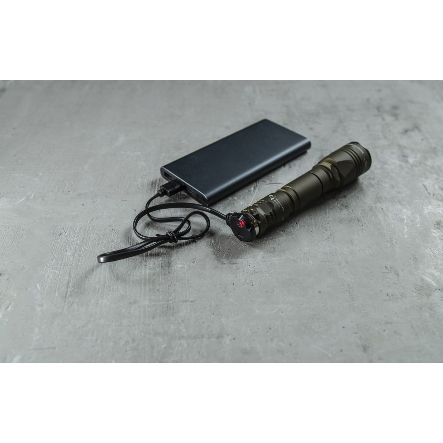 ARMYTEK DOBERMANN TORCIA TATTICA 2 IN 1 CON CARICATORE MAGNETICO USB - OLIVE - WARM