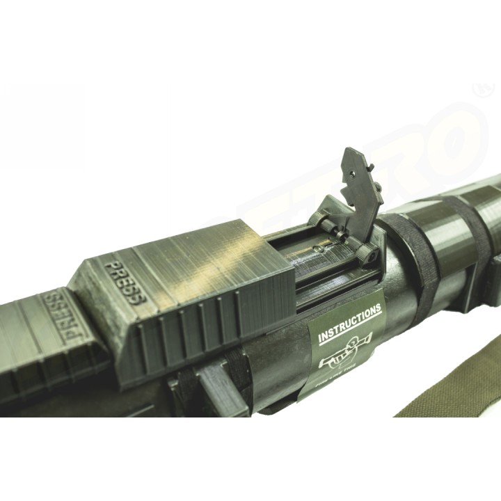 GRENADE LAUNCHER MODEL AT-4