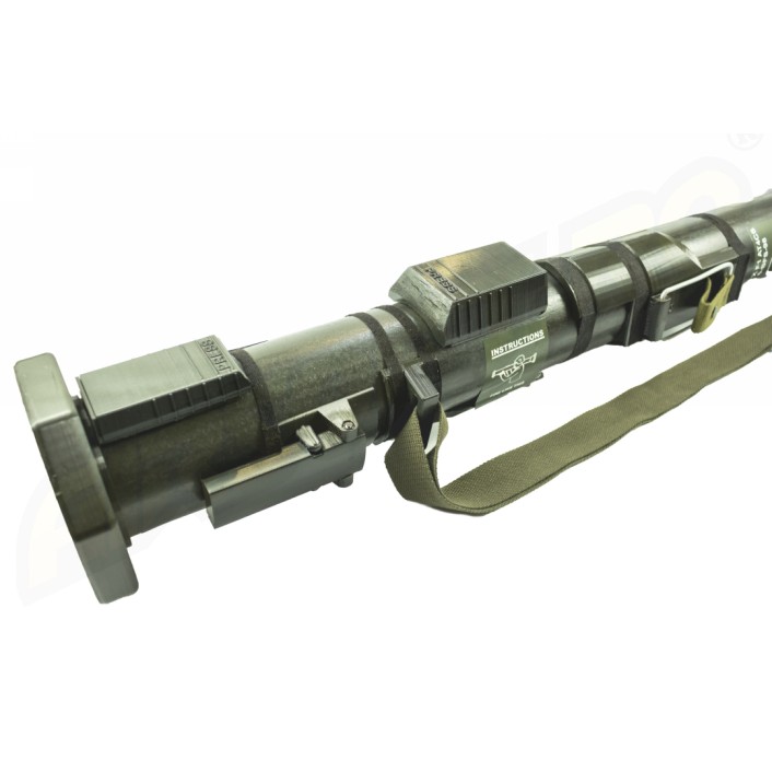 GRENADE LAUNCHER MODEL AT-4