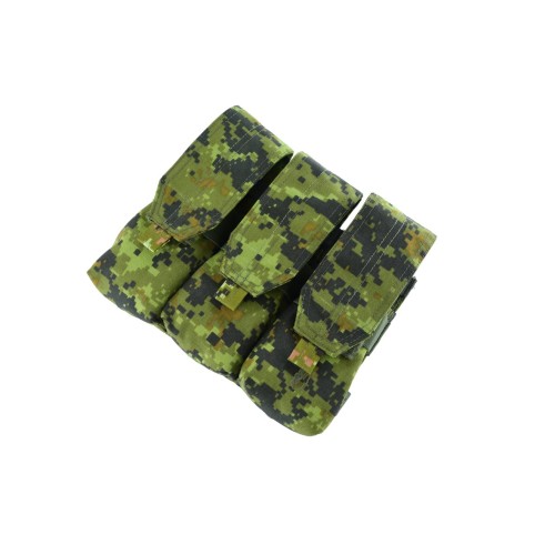 PORT INCARCATOR TRIPLU PENTRU AK/M4/5.56MM - WOODLAND DIGI