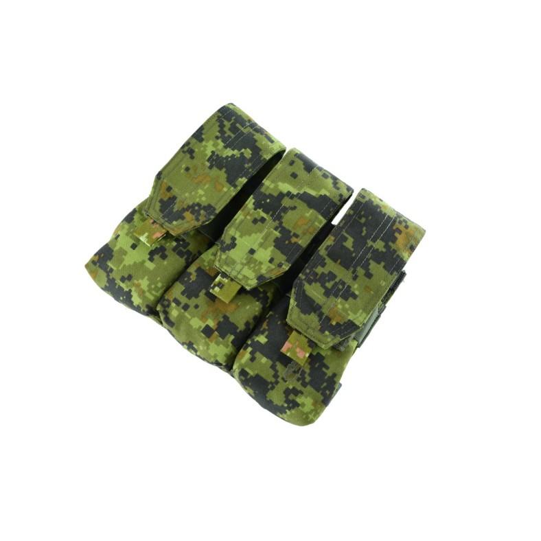 PORT INCARCATOR TRIPLU PENTRU AK/M4/5.56MM - WOODLAND DIGI