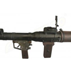 RPG-7 GRENADE LAUNCHER