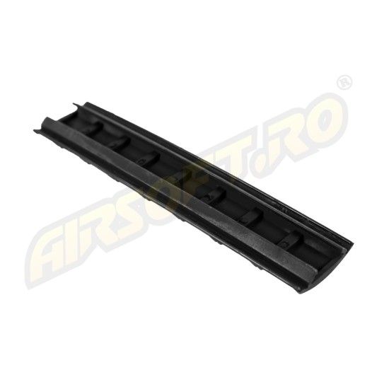 CHECKERED RAIL COVER
