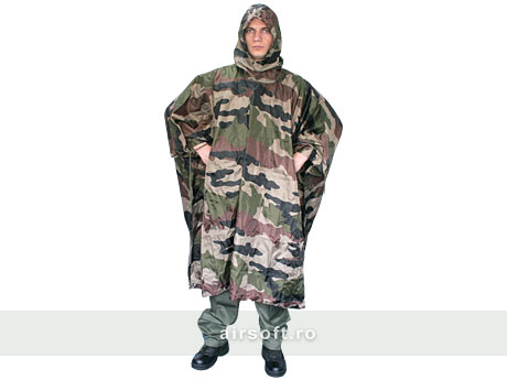 PONCHO MODEL RIPSTOP (WOODLAND)