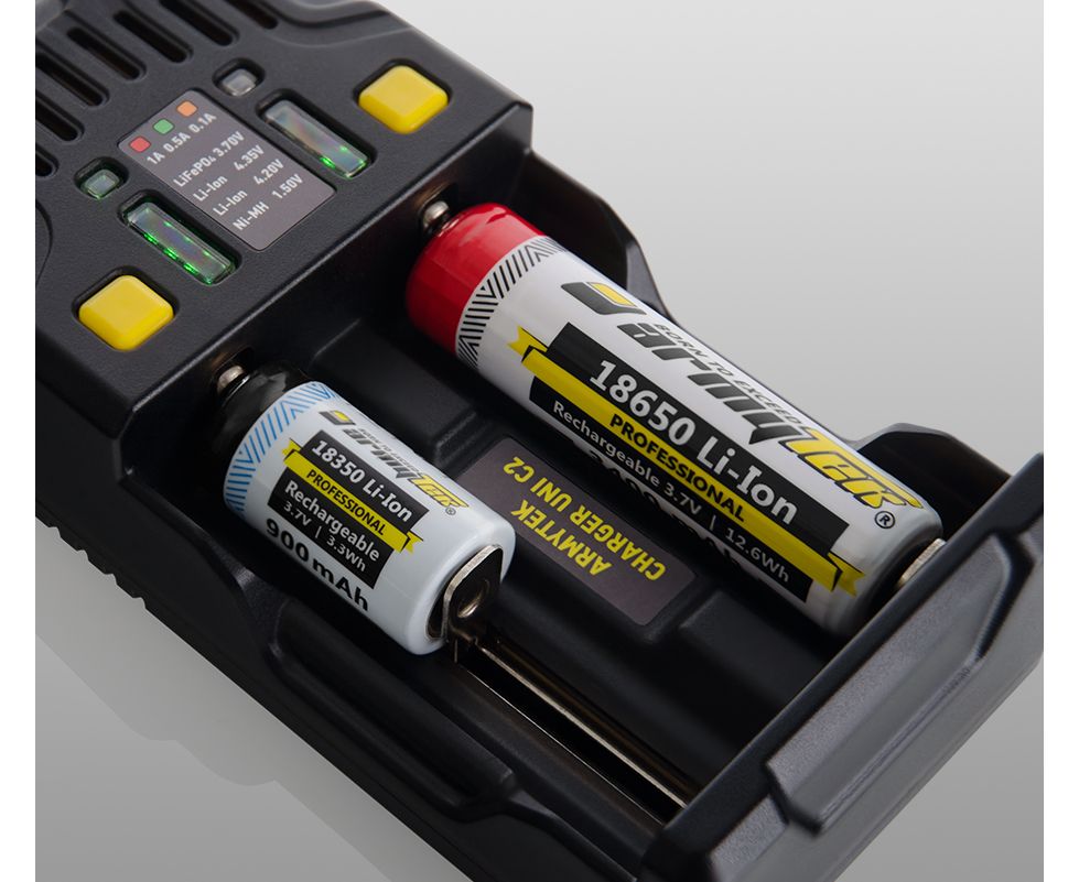 ARMYTEK ALIMENTATOR UNIVERSAL PENTRU ACUMULATORI - MODEL UNI C2 TYPE C - 2 | YEO
